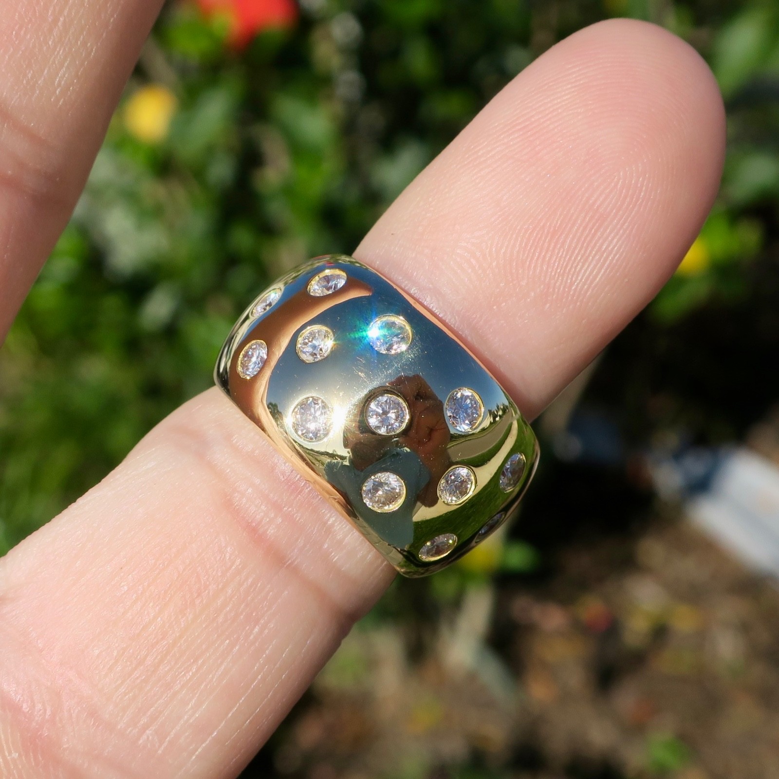 Classy 18k Slid Yellow Gold 1ct Natural Diamond 13.25mm Wide Band Ring Size 6.25
