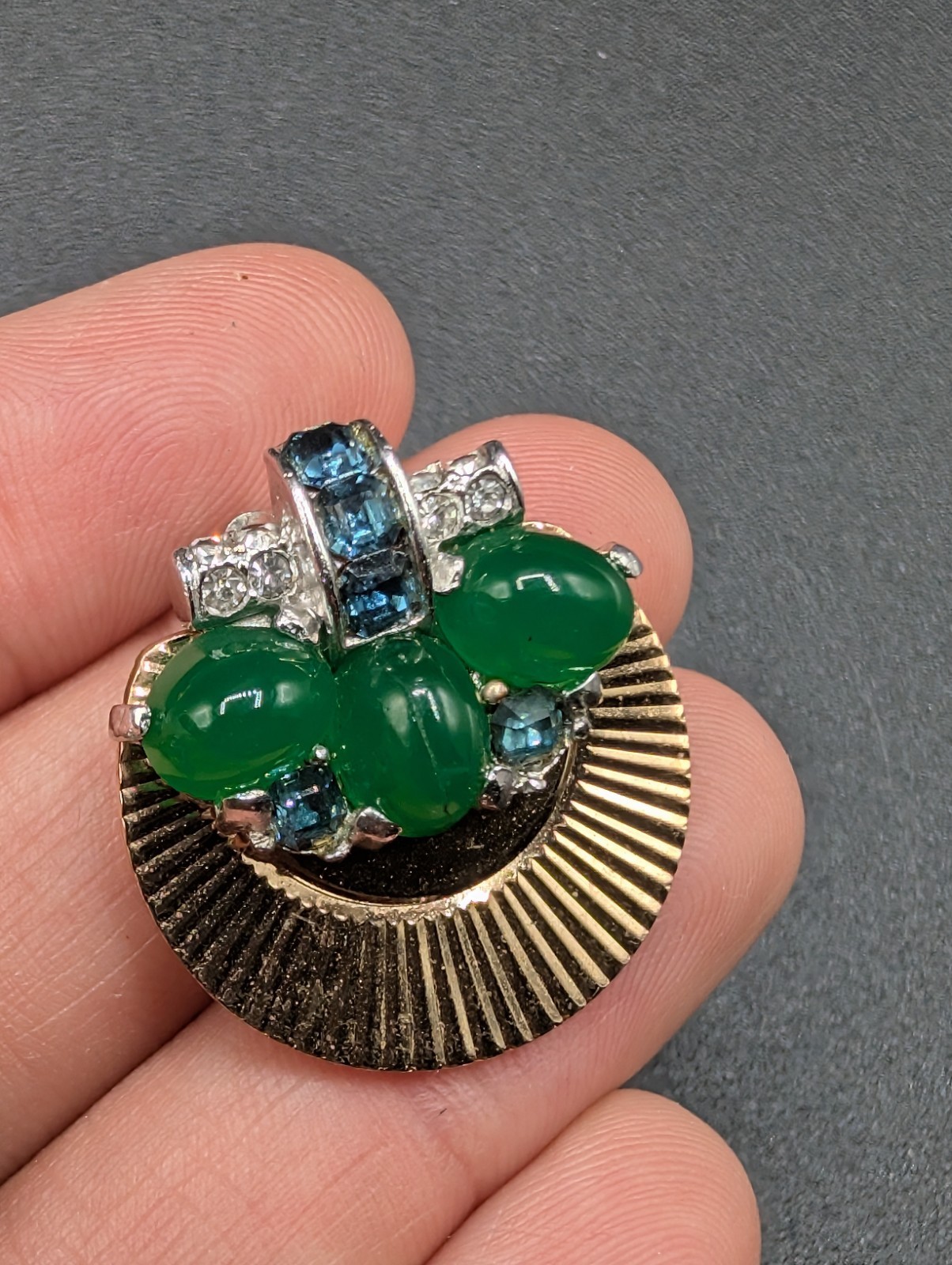 BOUCHER Signed Marcel Green Blue Clear Rhinestone Gold Tone Clip Earrings ⚠️READ