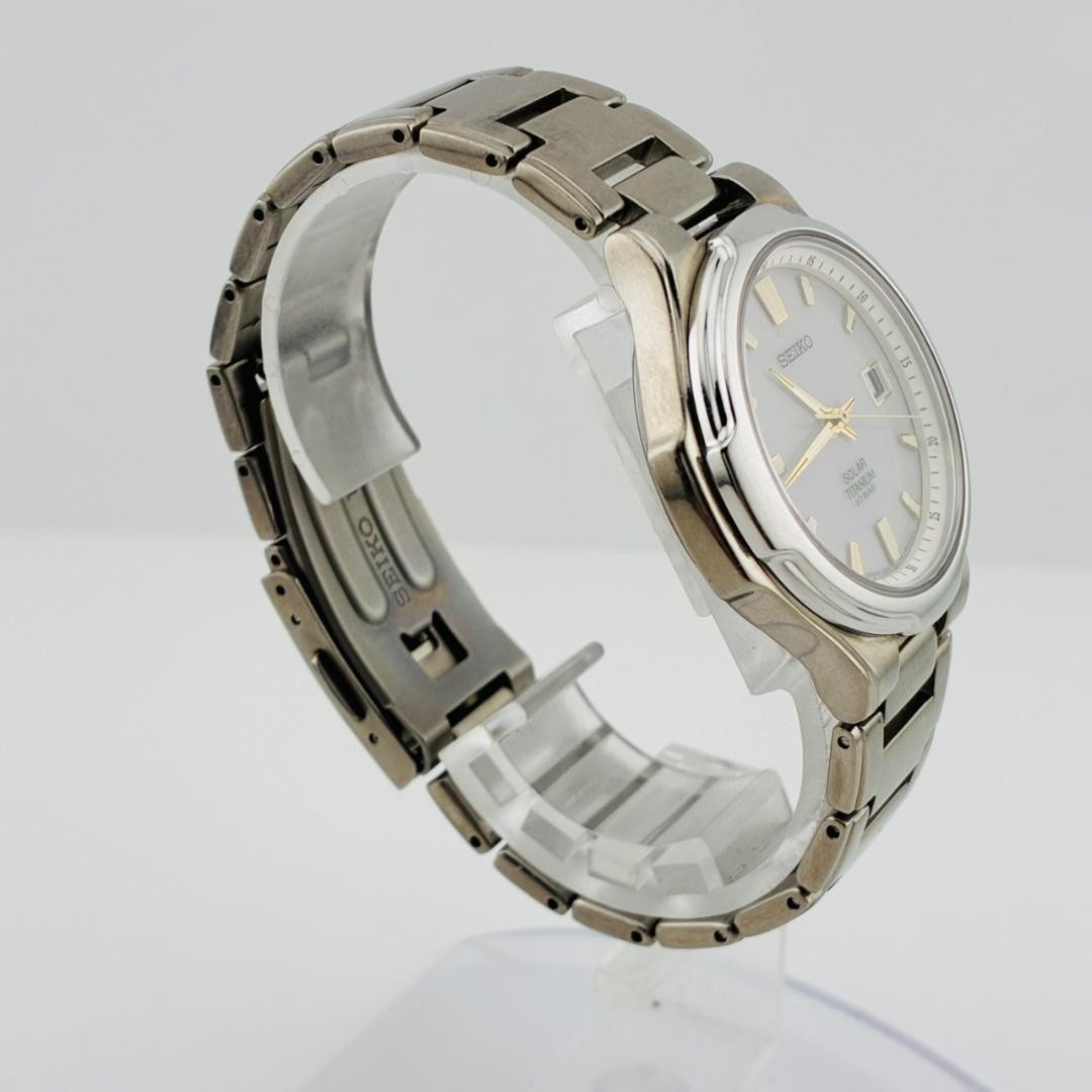 SEIKO Men’s Watch, Date Display, Original Strap, Solar Powered, Titanium