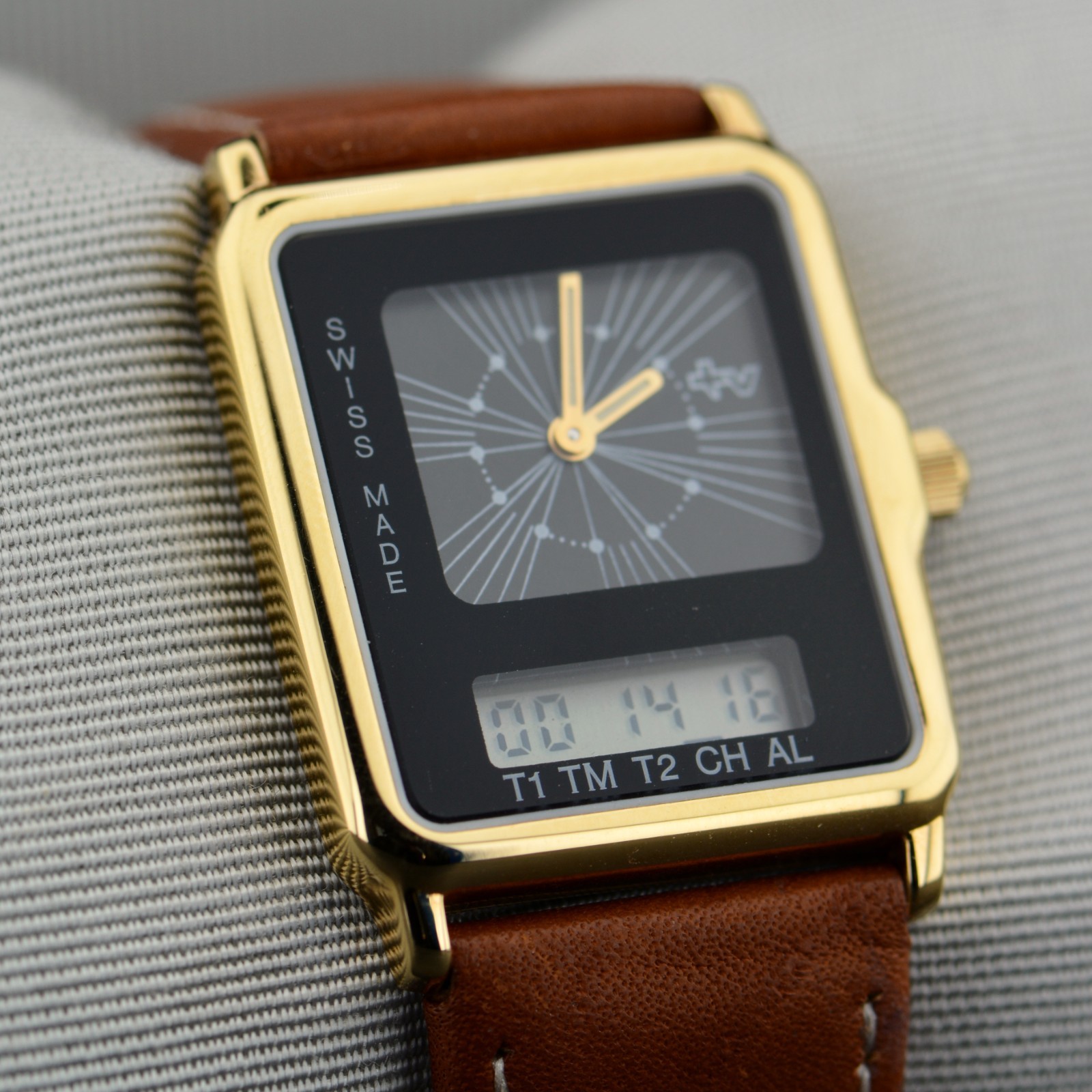 Mondaine Two-Timer Analog-Digital TV Case Vintage Gold Plated Unisex Dress Watch
