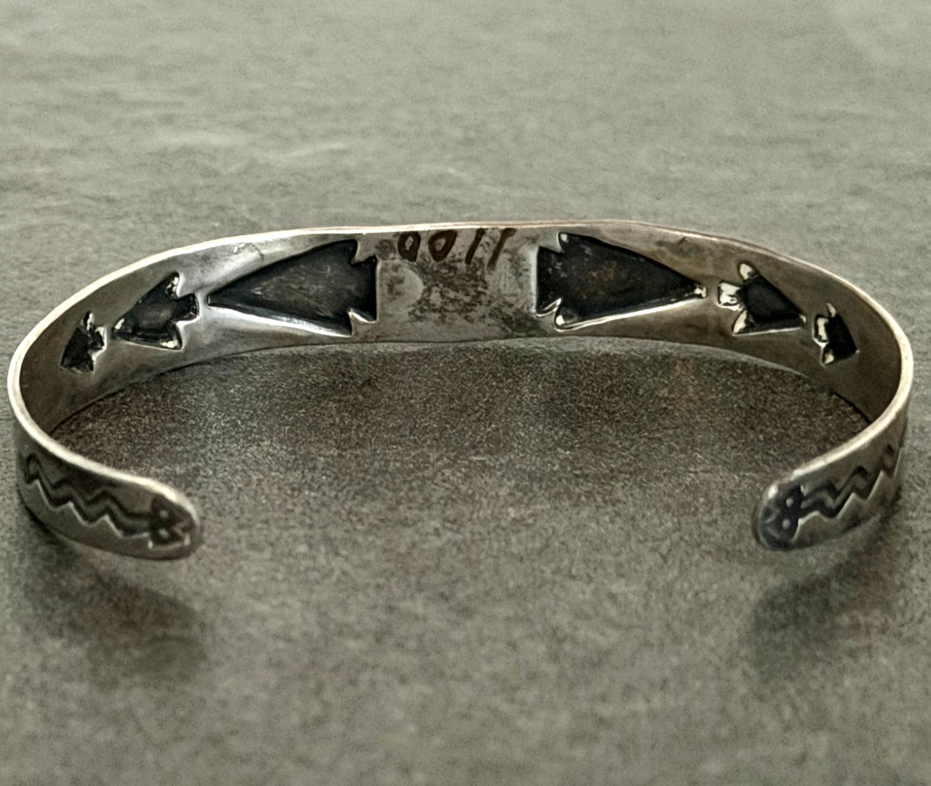 Vintage FRED HARVEY era Navajo ARROW HEAD Turquoise Silver Bracelet 6.6in