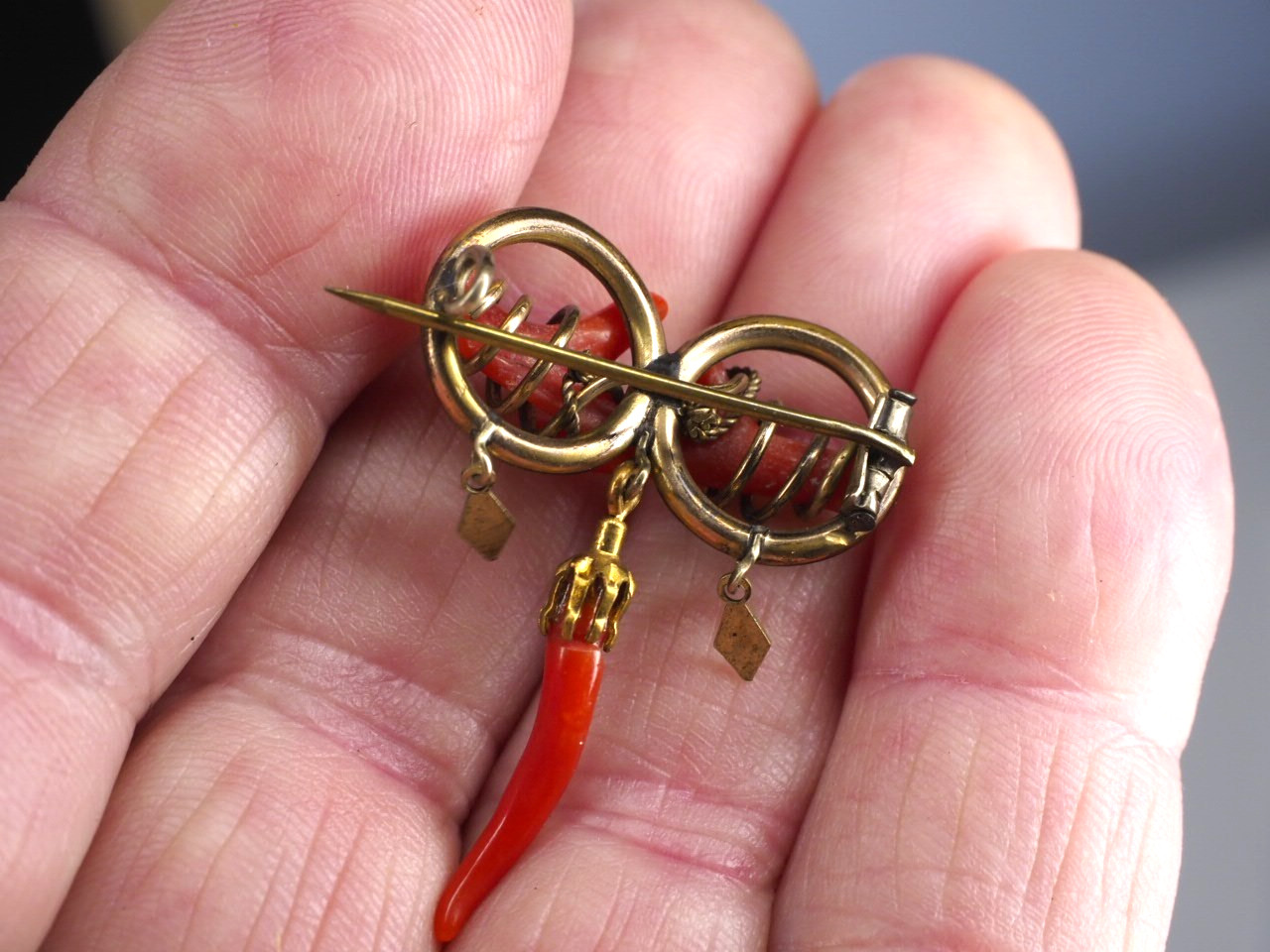 Antique double love knot brooch coral branch pin with dangles C-clasp jewelry