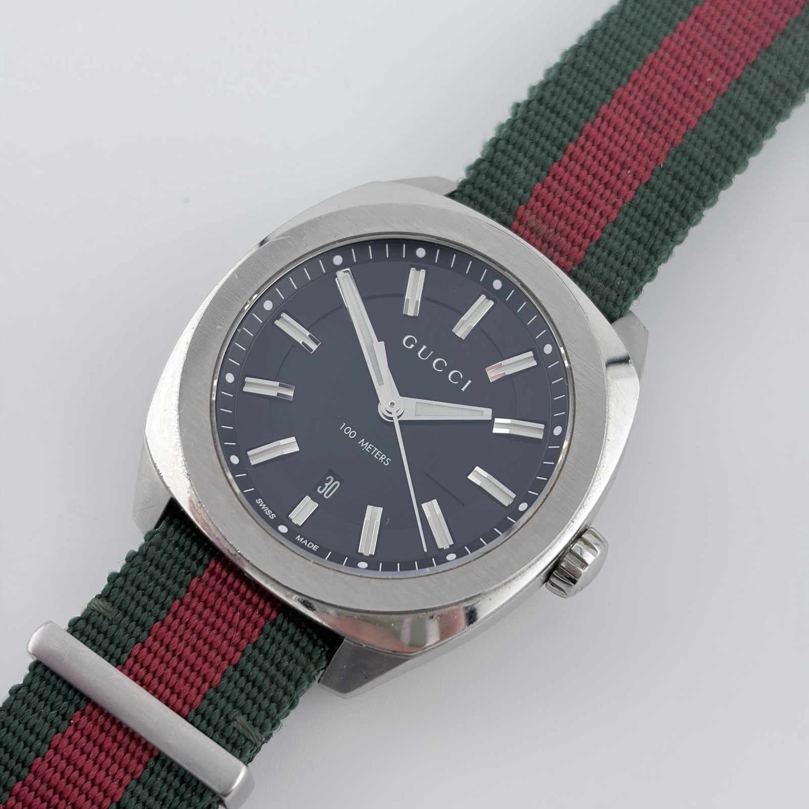 Gucci GG2570 42mm Green and Red Swiss Quartz Men’s Watch