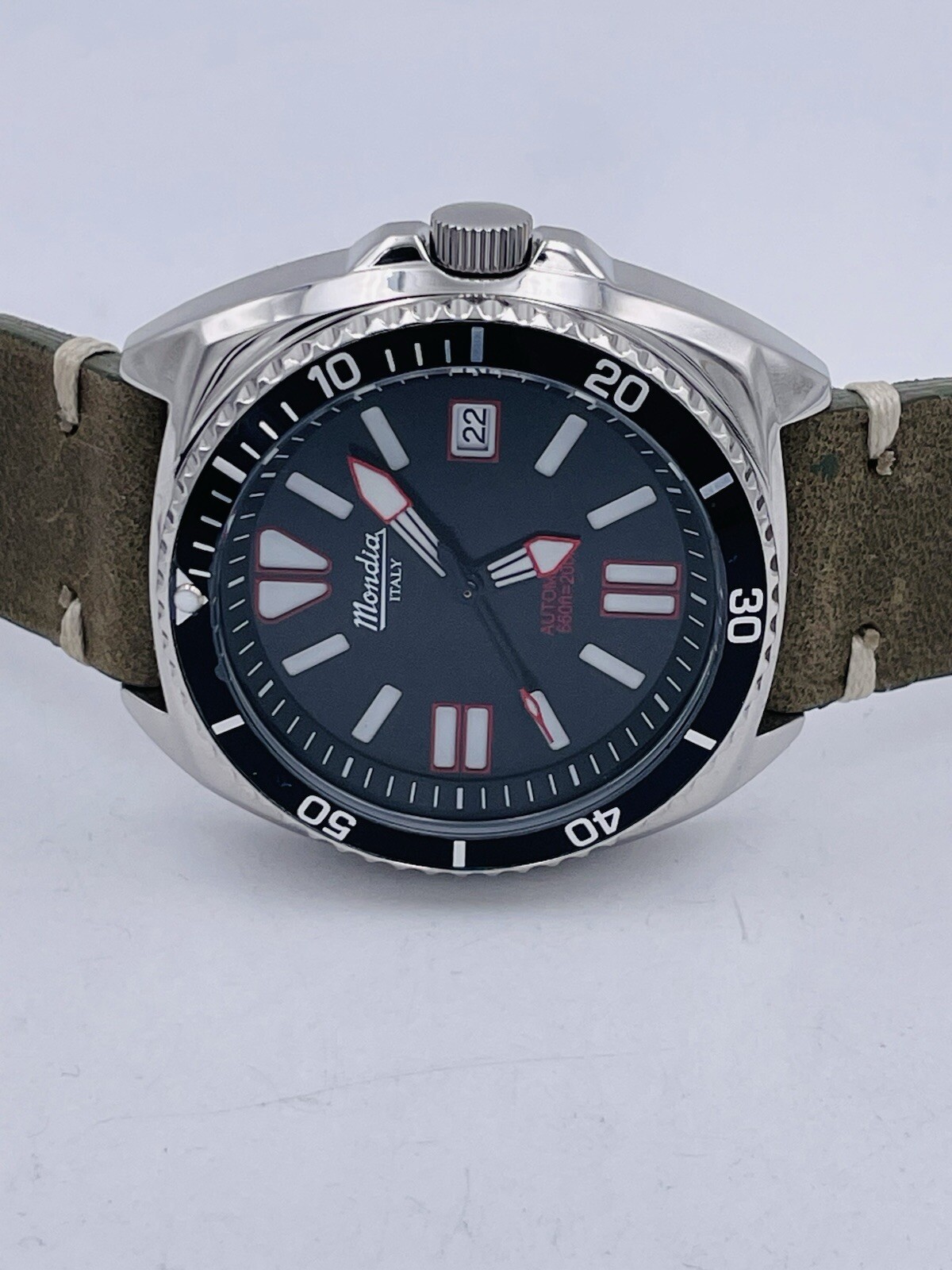 Mondia Automatic Seiko Vintage Style Watch MI788KV/429 Hot Sale New