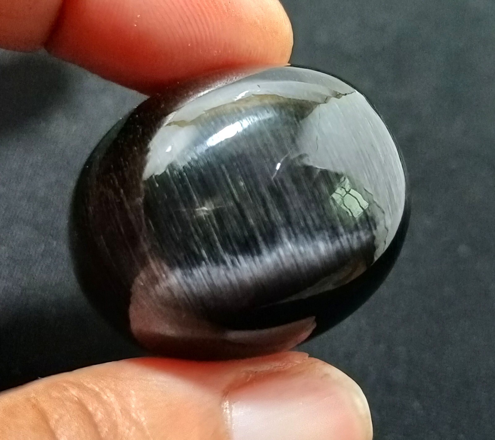 Chrysoberyl 103.50 Ct Natural Black Cats Eye Oval Cut Loose Certified Gemstone