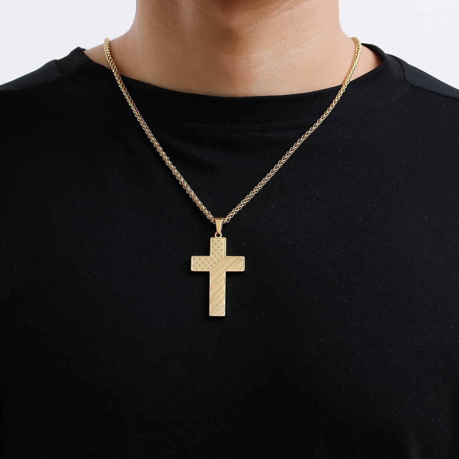 Patriotic American Flag Cross Necklace – Elegant Religious Jewelry for All Ages