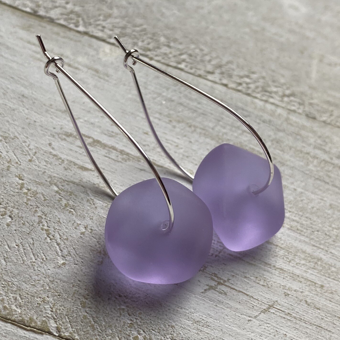 Min Favorit Lavender Sea Glass Freeform Nugget & Silver Pl Artisan Drop Earrings