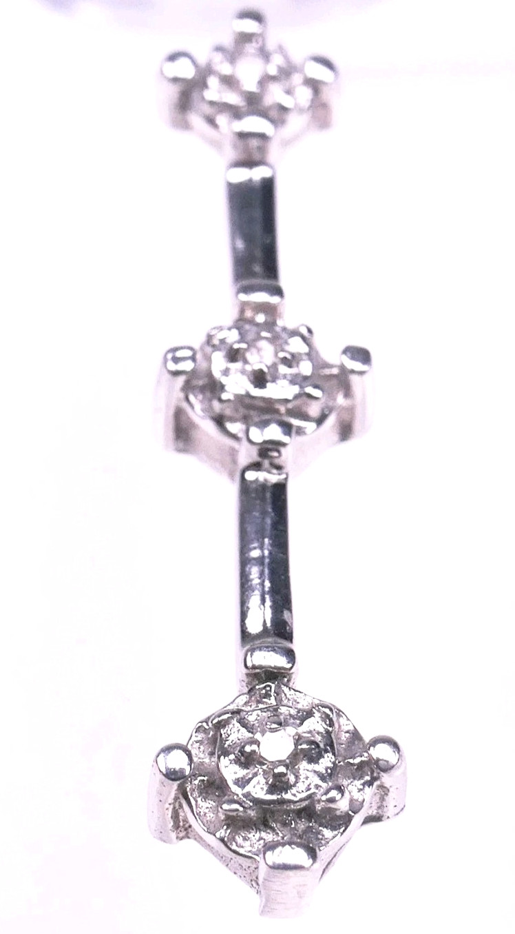 10K White Gold 3-Stone Natural Diamond Vertical Drop Pendant 1.09 Grams