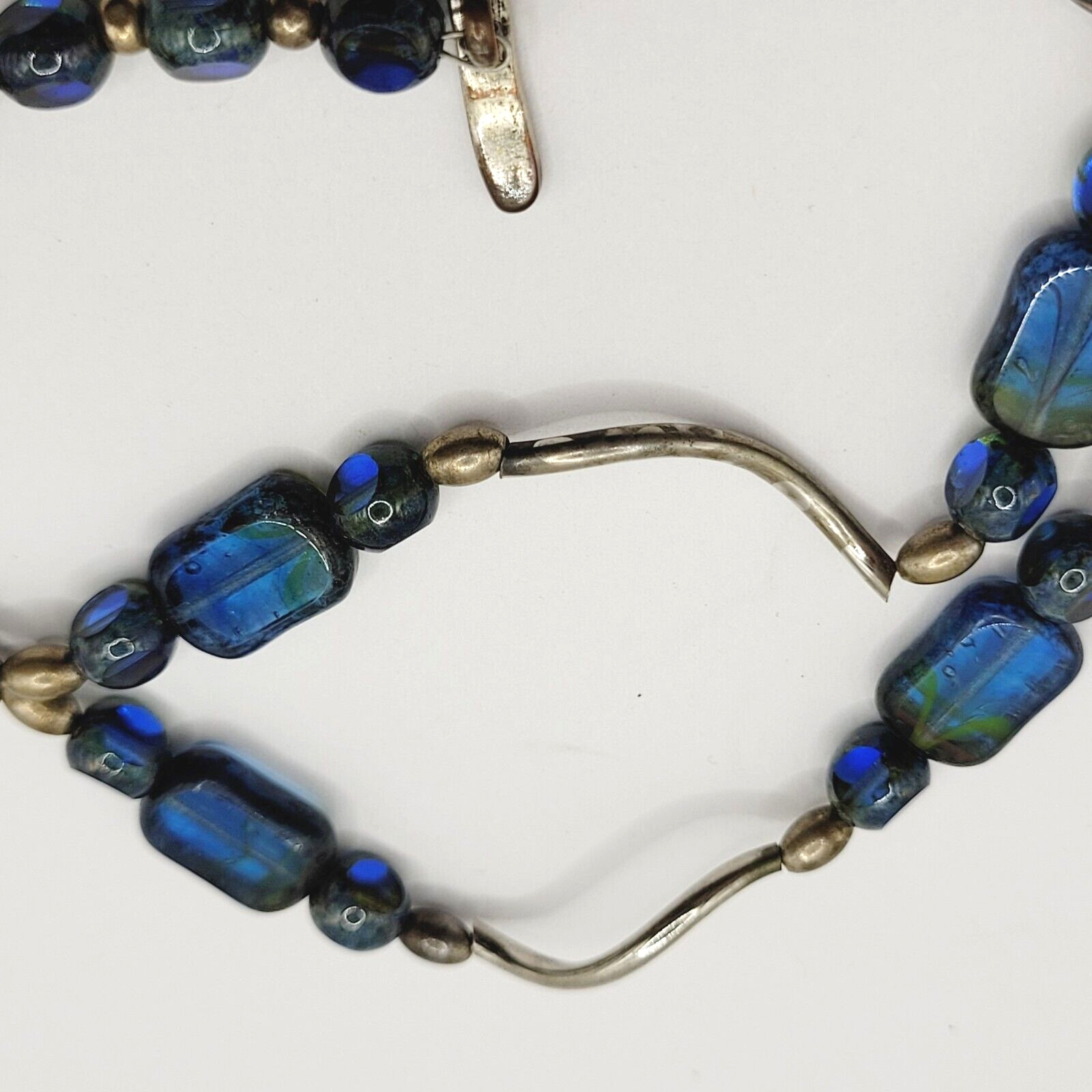 Vintage Blue Green Translucent Art Glass Necklace Wavy Silver Tone Alloy 18 in