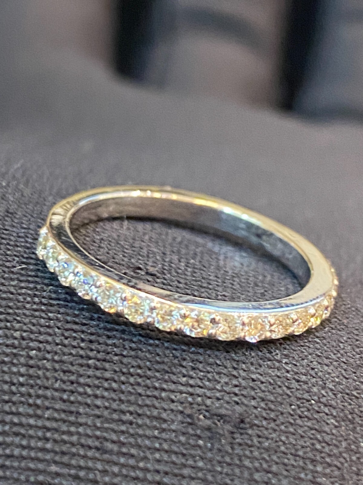 Pave 0.70 Cts Round Brilliant Cut Natural Diamonds Wedding Band Ring In 18K Gold