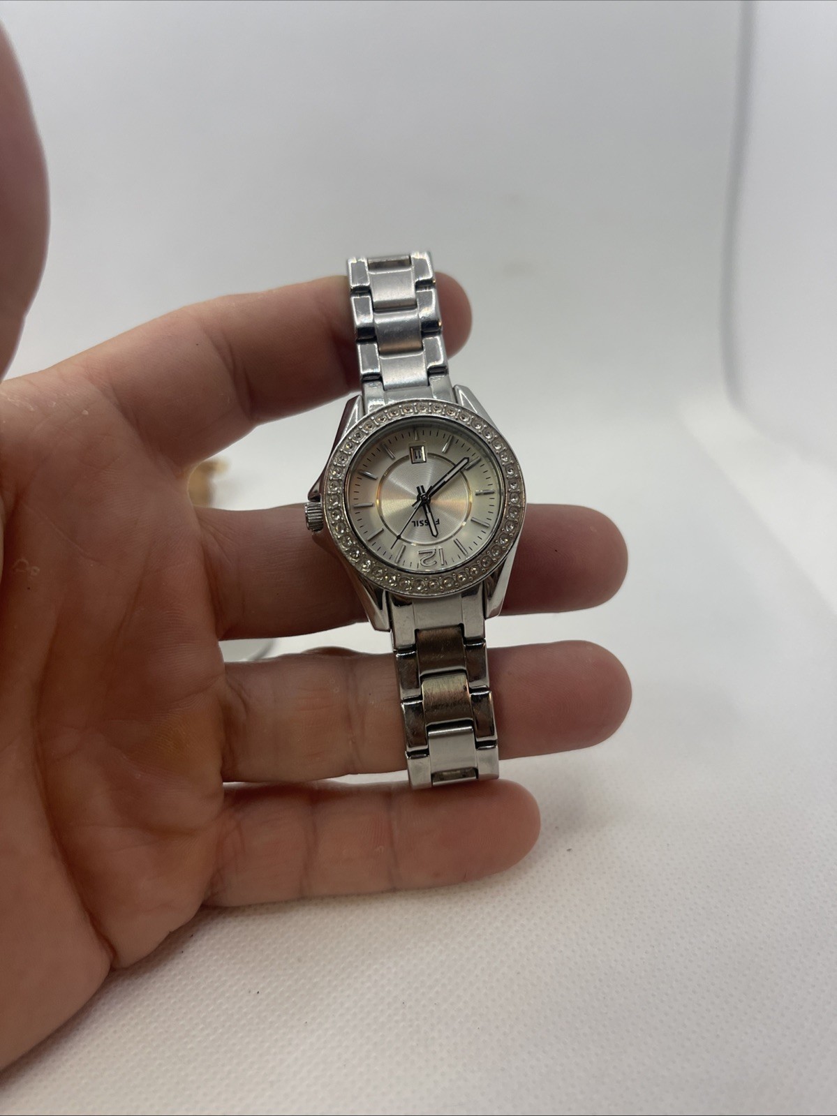 Fossil Riley ES2879 Women’s Silver Stainless Steel Analog Dial Quartz Watch 7” &