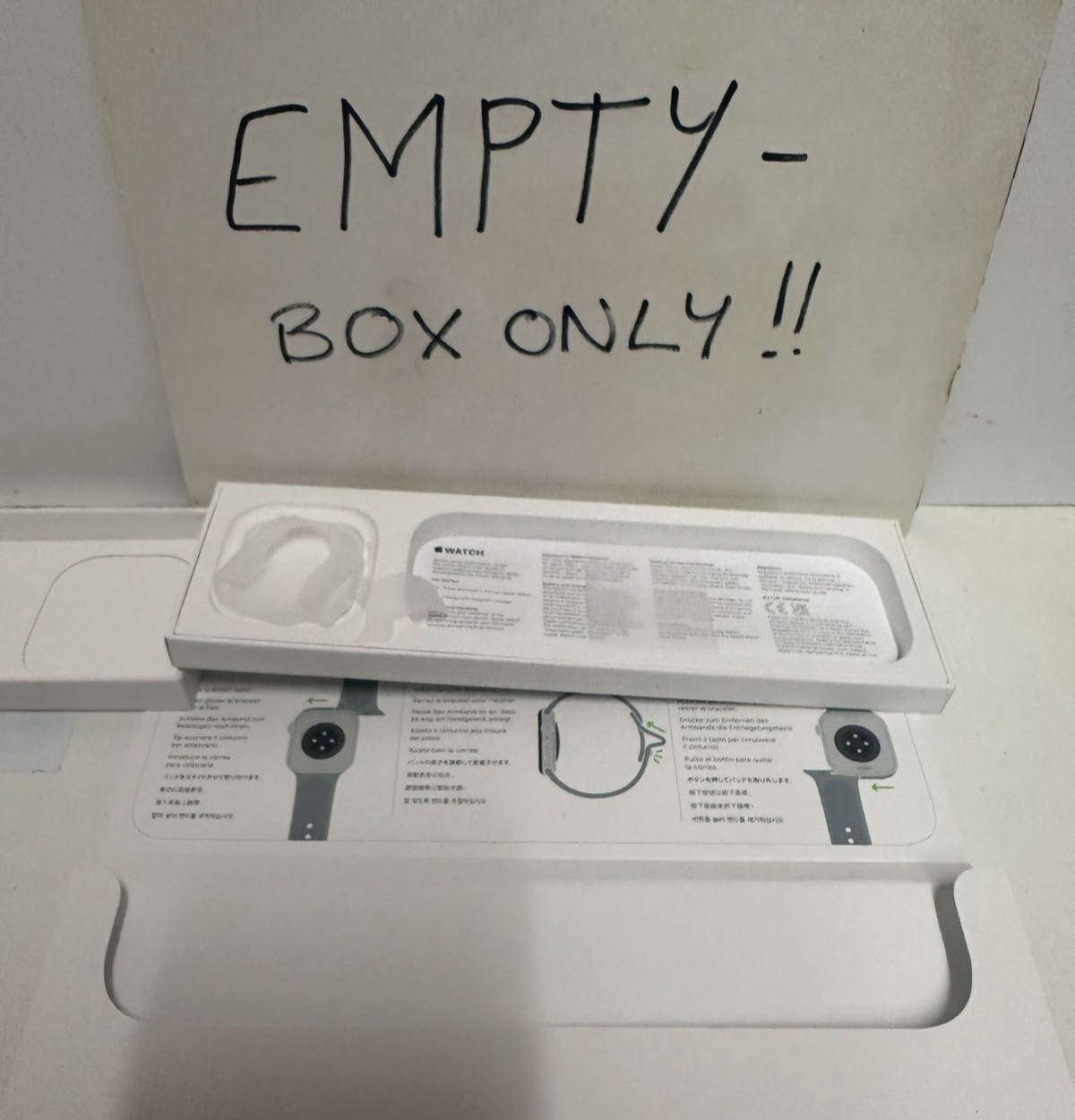 Apple MXEV3QA/A Apple Watch SE Gen 2 44mm Starlight Alu & Strap Case *BOX ONLY*