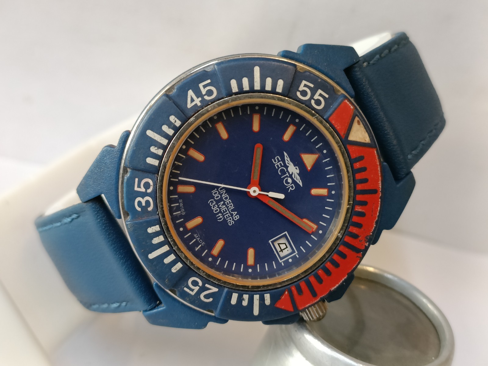 SECTOR NO LIMITS QUARTZ BLUE DIAL SWISS MEN’S WORKING CONDITION