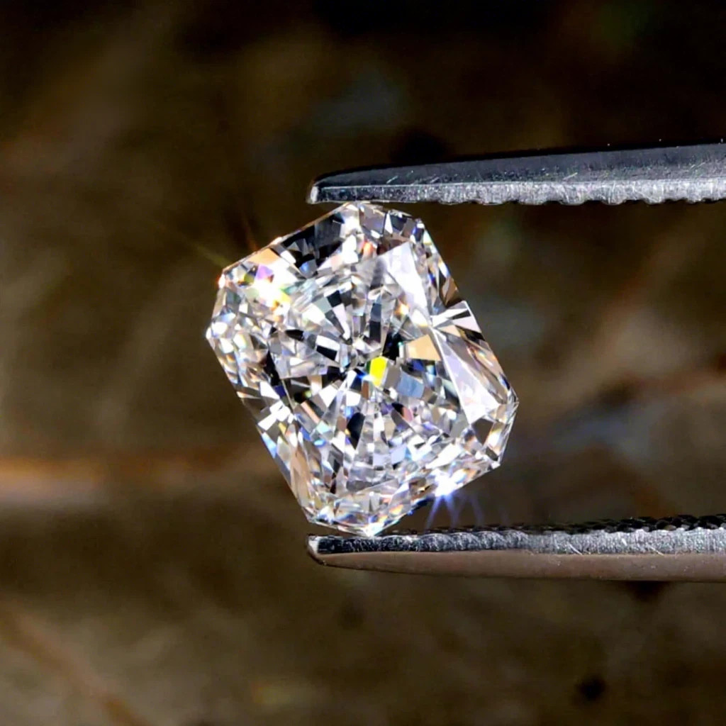 5.25 Ct Loose Moissanite Radiant Cut 9 x 11 MM D Color, IF CLARITY Certified
