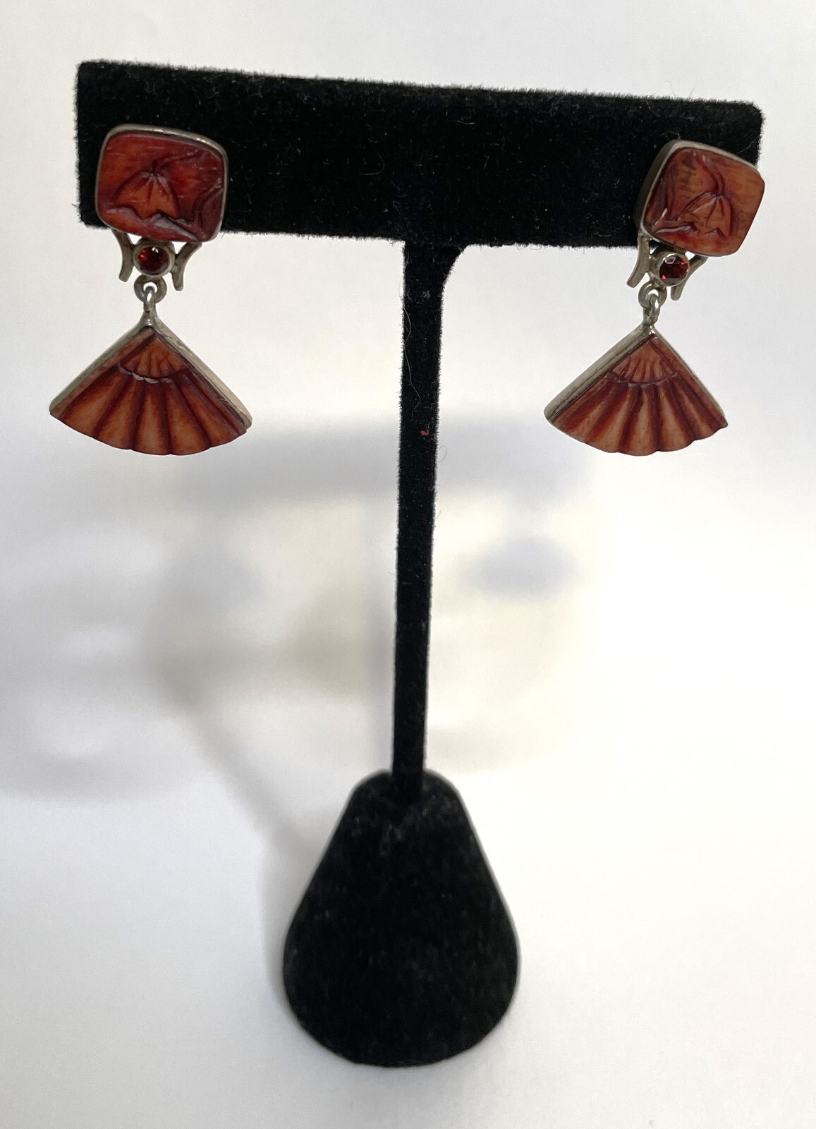 JLR Janice Lee Ripley Carved Cinnabar Garnet Earrings Sterling Flowers Flower