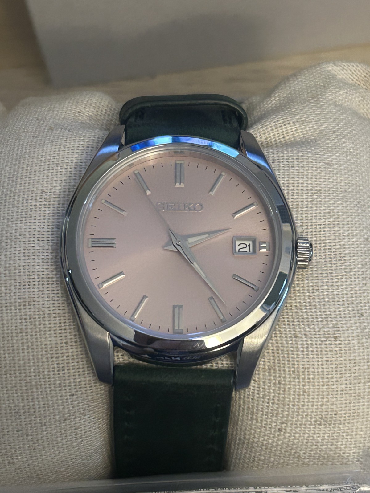 Seiko SUR523 Salmon Pink Sapphire Crystal Full Kit Mens Bracelet & Leather Strap