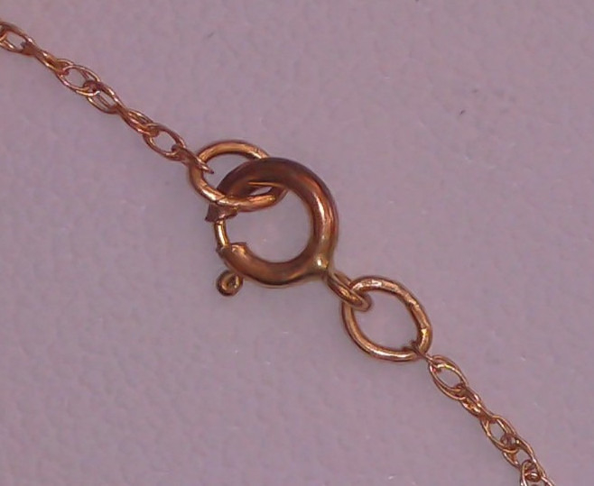 Vtg 10K Yellow Gold Genuine Blue Sapphires in an Open Heart Pendant Necklace