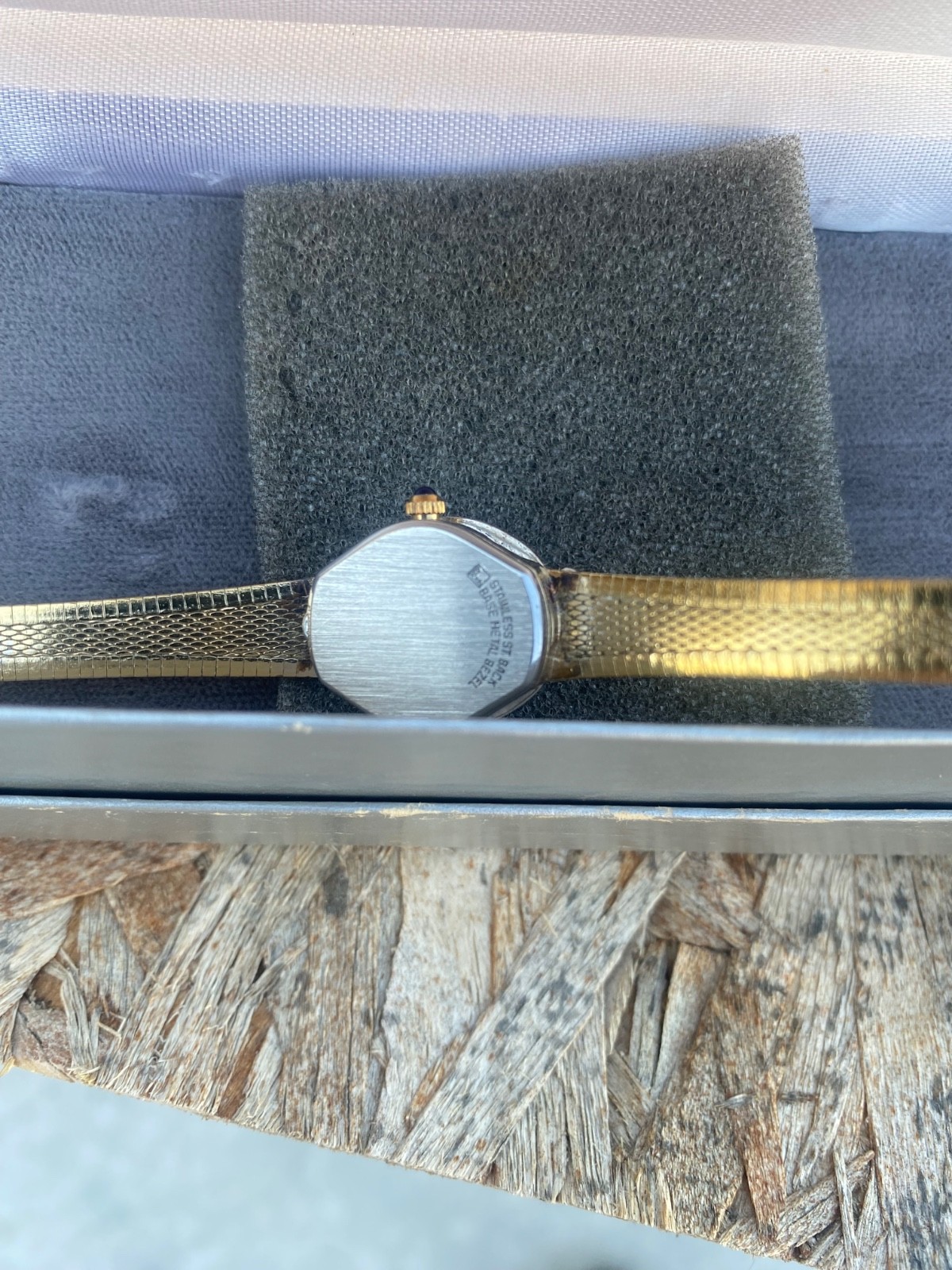 Dufonte by lucien piccard diamond bezel gold tone Womans Wristwatch adjustable