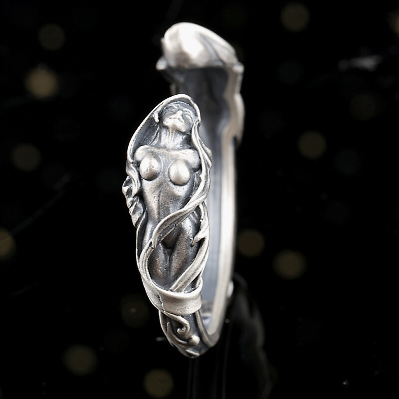 A24 Female Nude Aphrodite Goddess of Love Armrest Silver 925