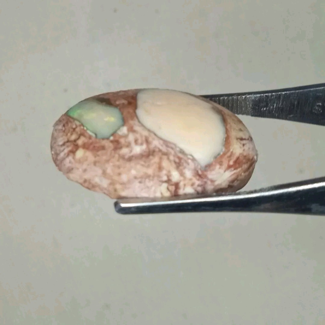 17.0 Ct. Mexican Catera Fire Opal Stone, Oval, 21x14x6mm.