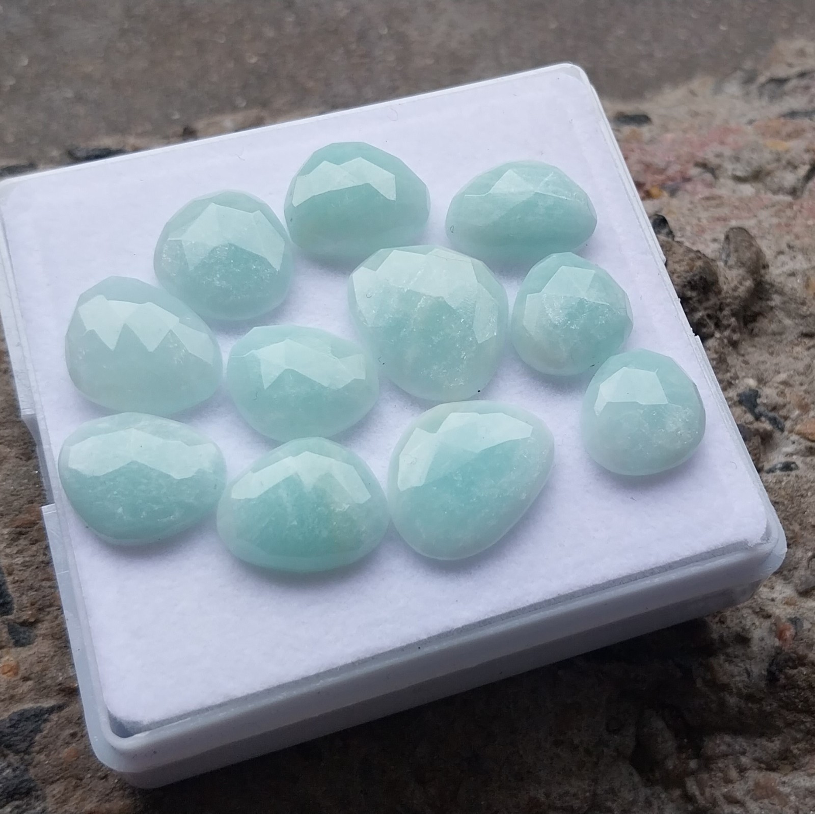 53.5 Ct 12×13-15×17.5 MM Natural Green Color Amazonite Rose Cut Shape 11 PCS lot