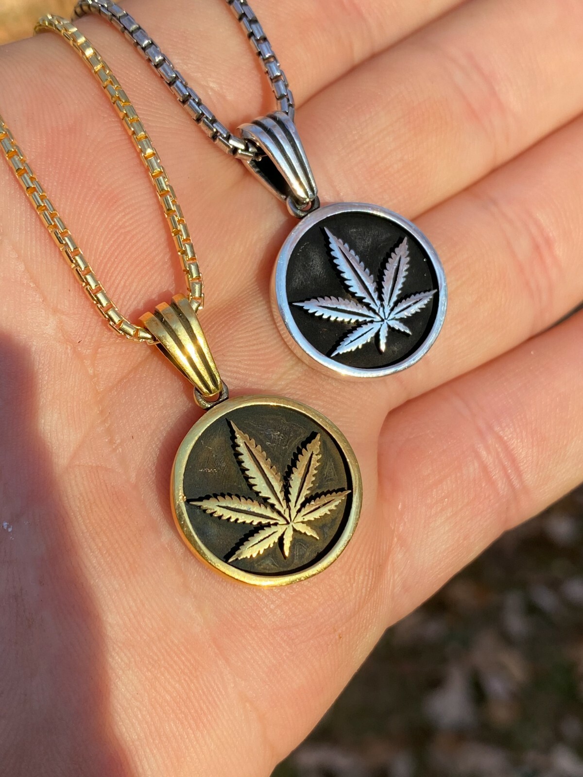 Solid 925 Sterling Silver Marijuana Weed Leaf Pendant Gold Plated Medallion