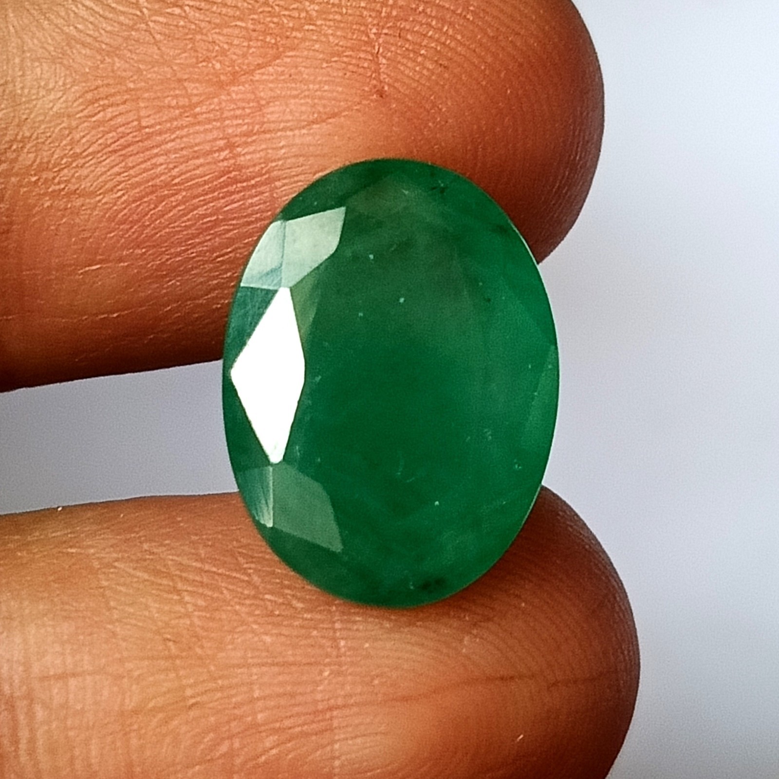 9.35 Carat Natural Untreated Emerald Oval Cut Faceted Loose Gemstone 12.3X16.4mm