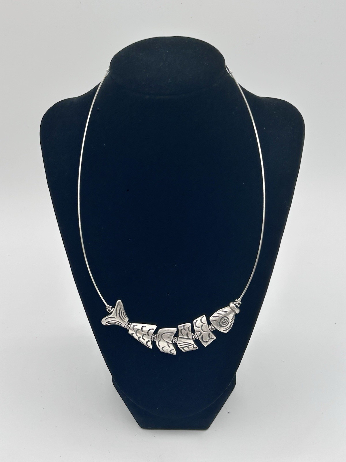 Vintage Feifish Brand Segmented Fish Necklace Silvertone 7″-9″ Adjustable