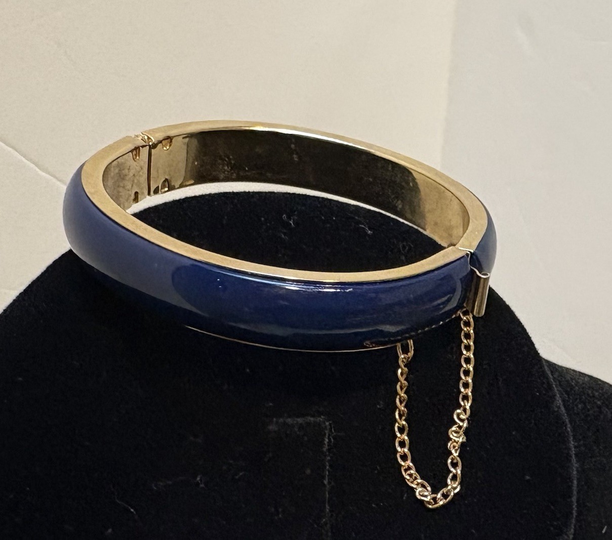 Vintage Napier Hinged Cuff Bracelet With Safety Chain Blue Gold Tone Not Signed