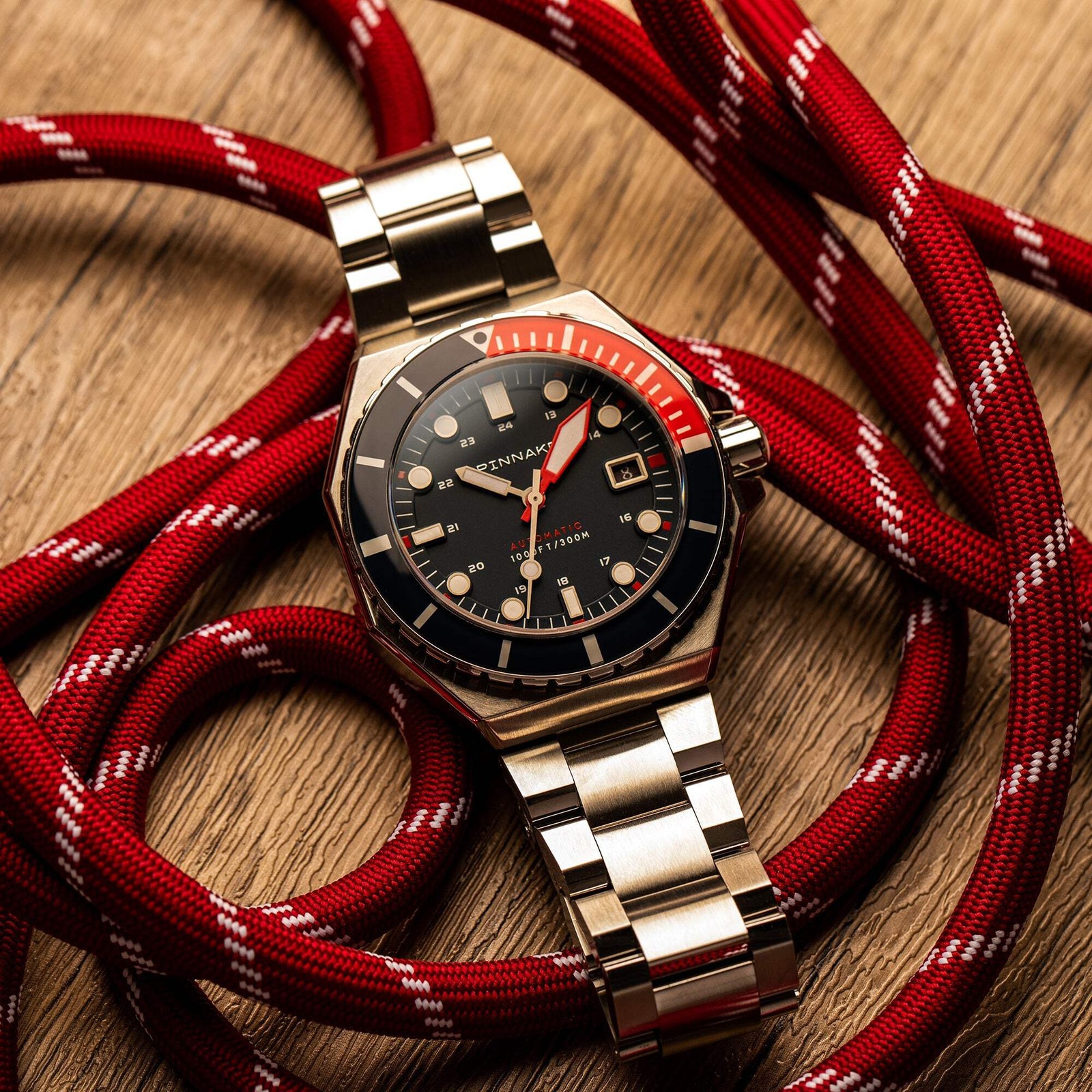 Spinnaker Dumas Blue Dial / Red / Stainless Steel | Blue Dial 44mm Japanese Auto