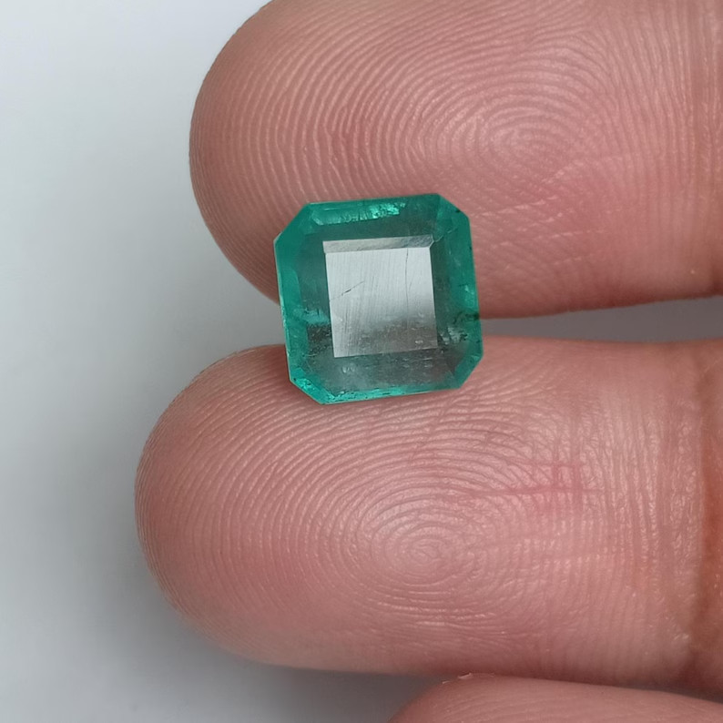 Genuine Zambia Emerald Unheated Untreated Octagon Shape Gemstone 3.25 Carat
