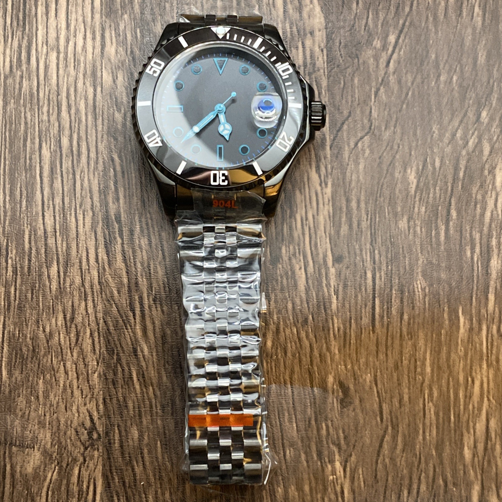 Black PVD Coated Case And Automatic Mens Date Watch Sapphire Crystal