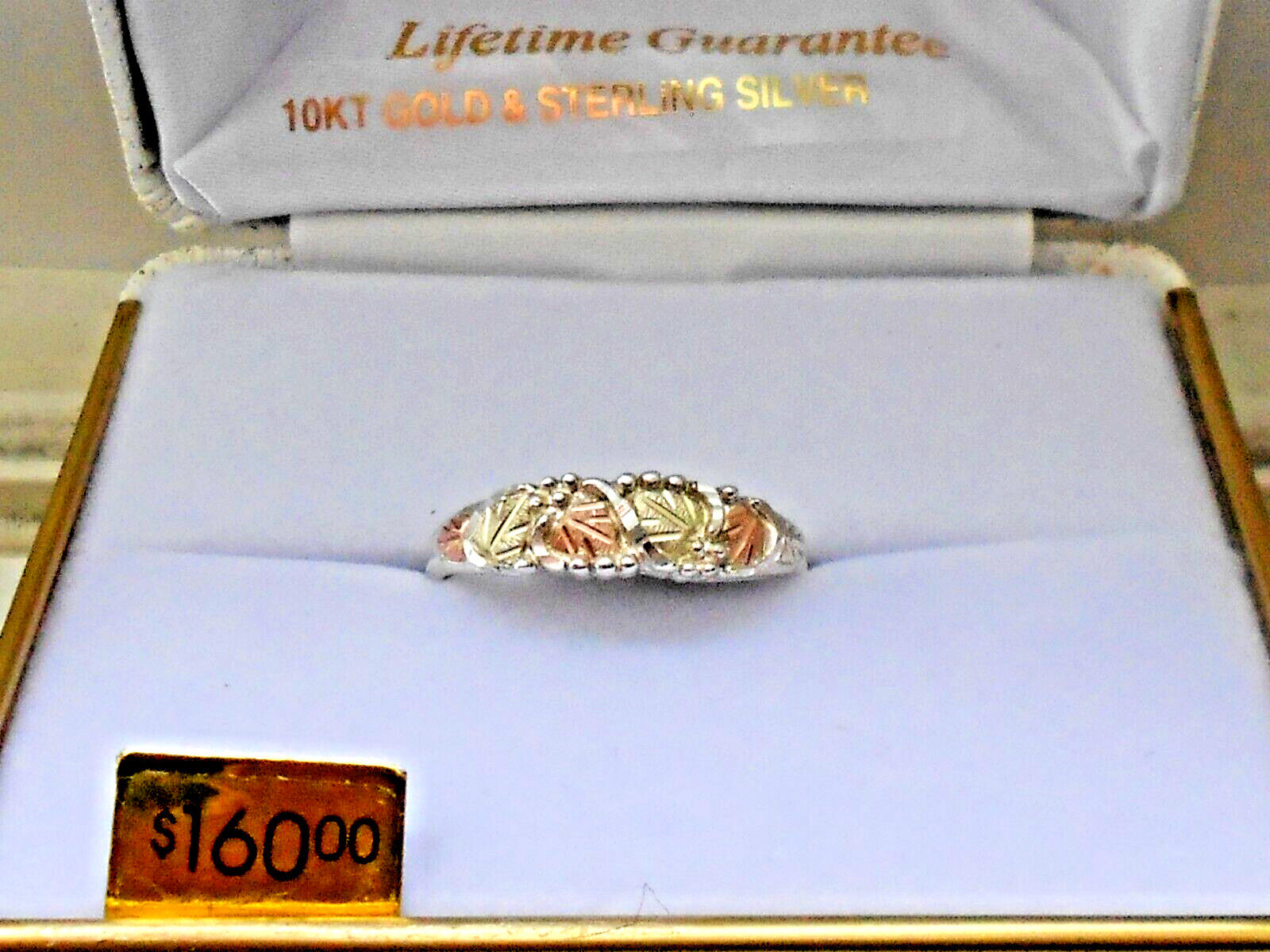 NEW Genuine Black Hills Gold and Silver Women’s Band Ring Sizes 5 thru 10 w/ Box