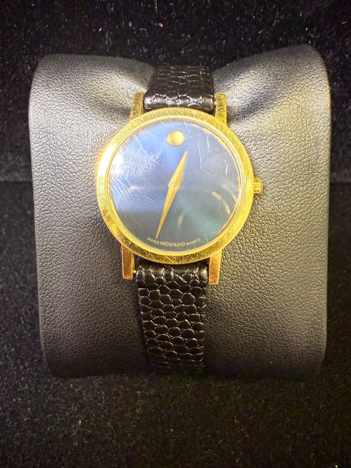 🔵 Vintage Movado Museum Watch – Blue Dial | Gold Case | Swiss Quartz