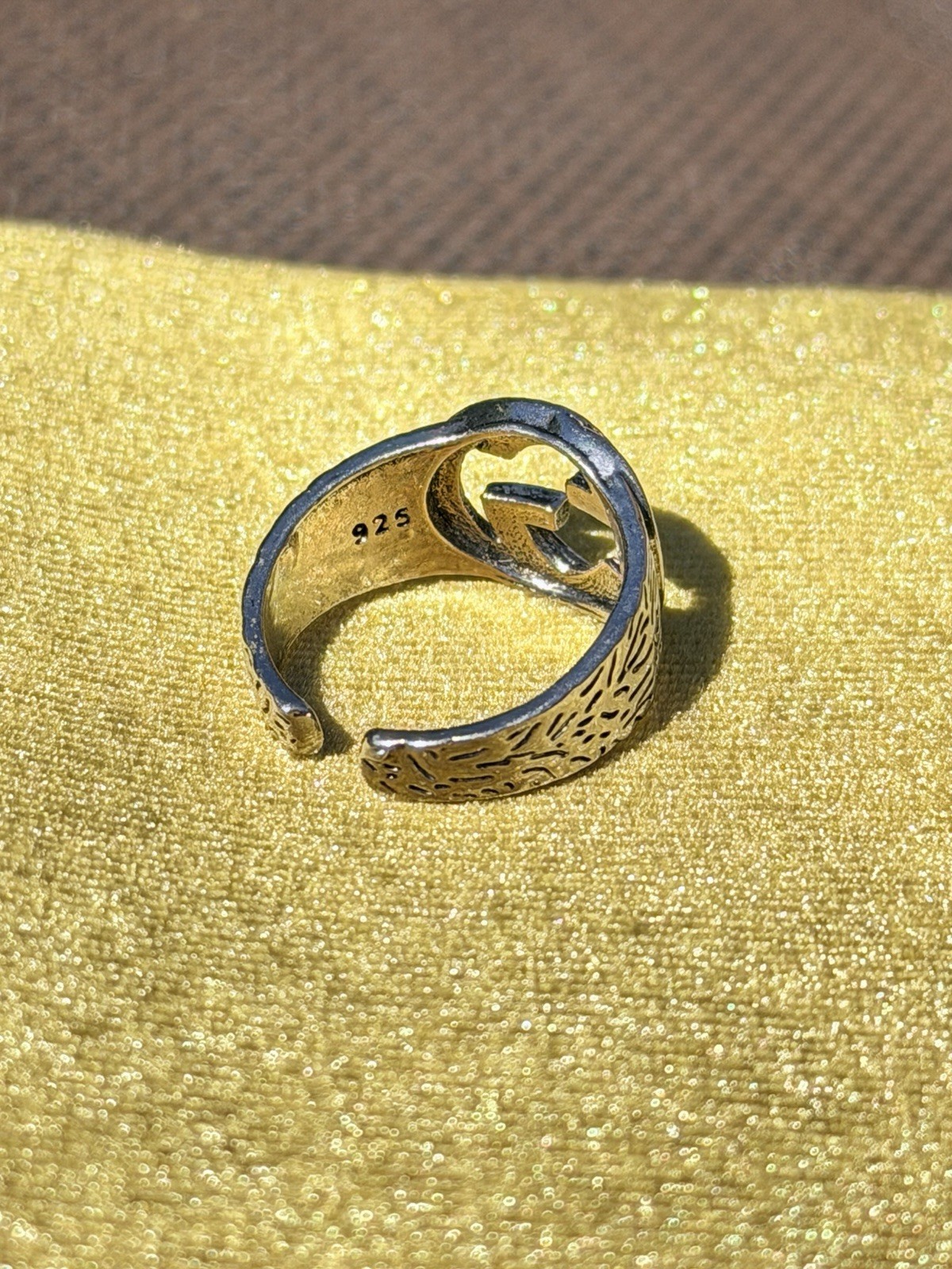 Adjustable Silver .925 Interlocking G’s Style Ring W/Paisley Style Sides 3.9g