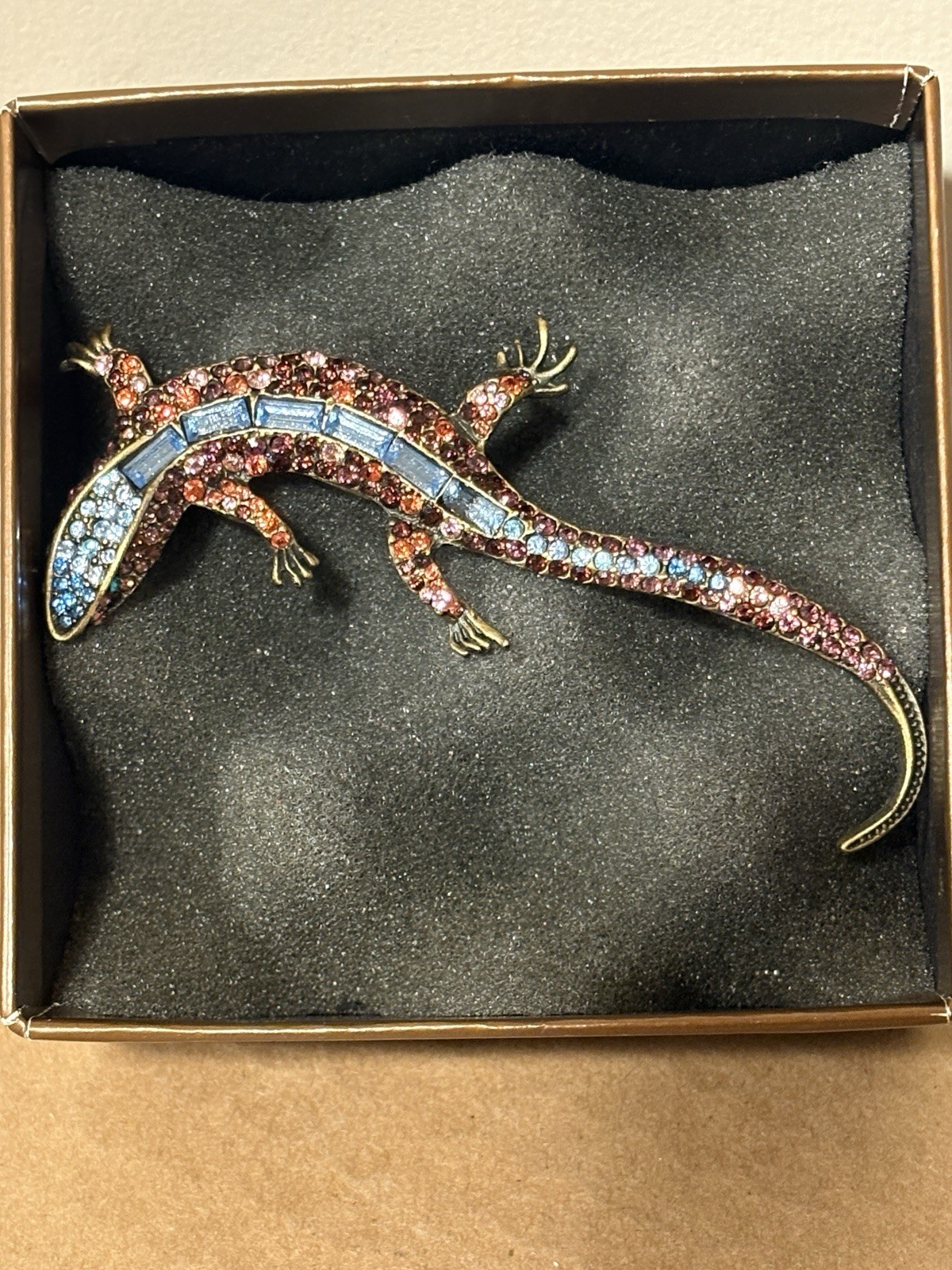 Jay Strongwater Lizard Salamander Pink Green Rhinestones Brooch Pin Retired Box