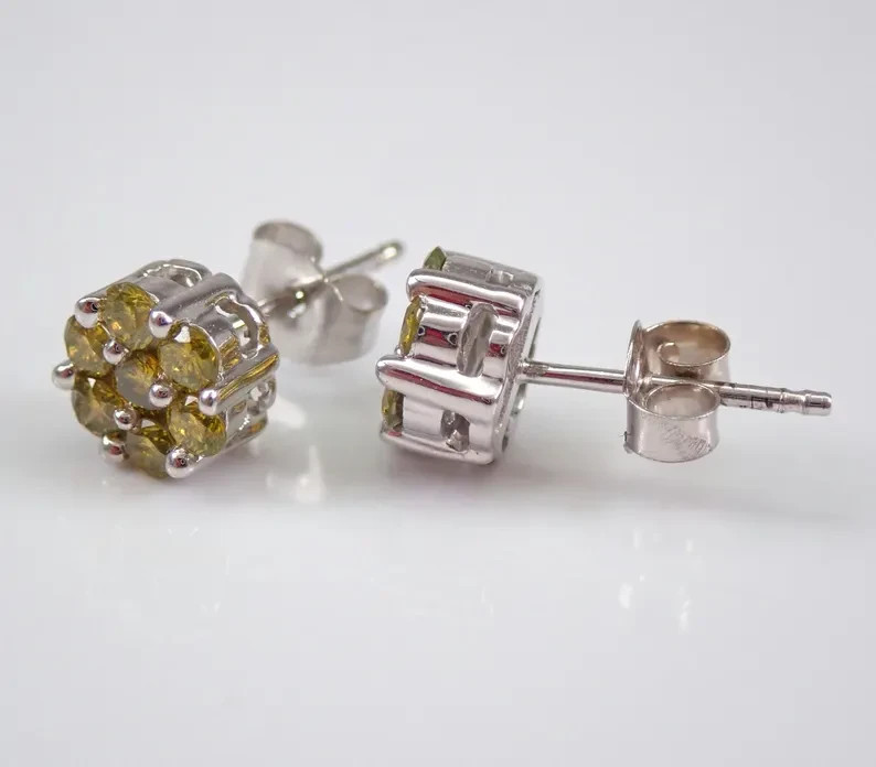 1.60Ct Round Cut Lab-Created Citrine Women’s Stud Earrings 14K White Gold Plated