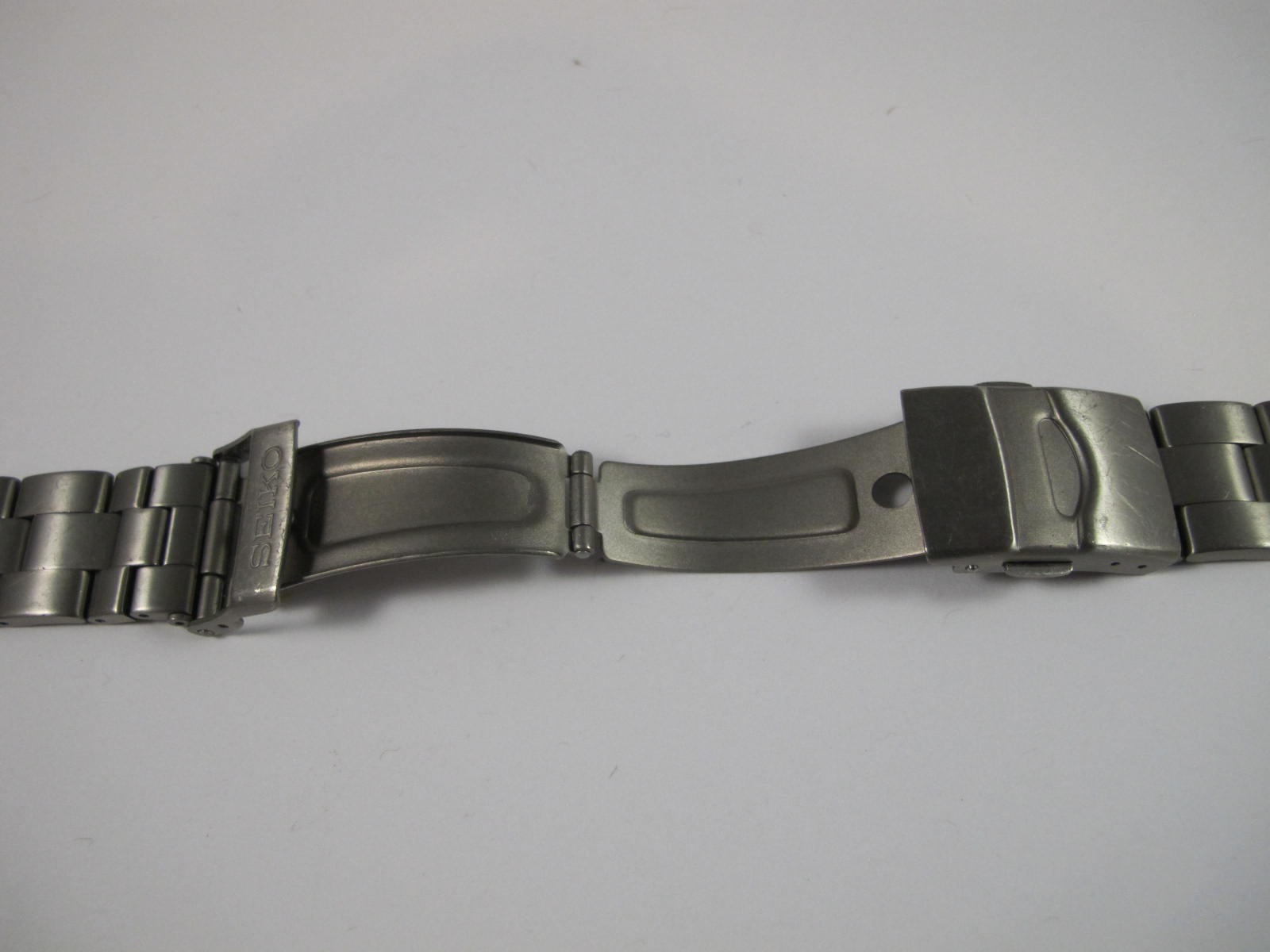 seiko band 4728-b.i mens titanium clasp and band 8F32-0010 SLL013 SLL015
