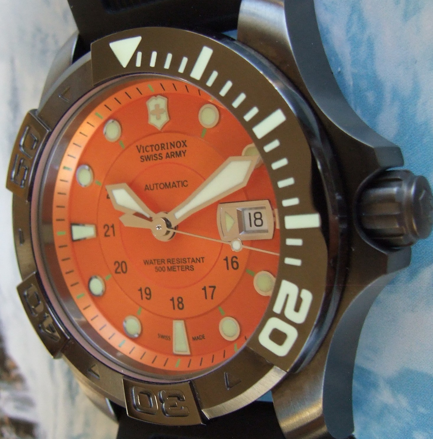 NEW VictorINOX SWISS ARMY DIVE MASTER 500 AUTOMATIC BLACK ICE MECHA~FlaminORANGE