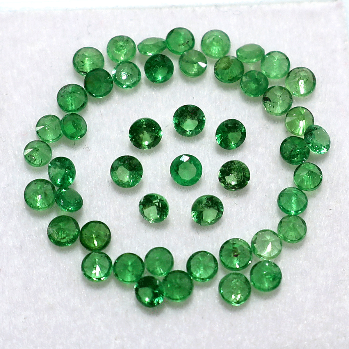 Parcel 24 PC Natural Tsavorite Hi-Grade 2.6mm-3.1mm Round Faceted Cut Gemstones