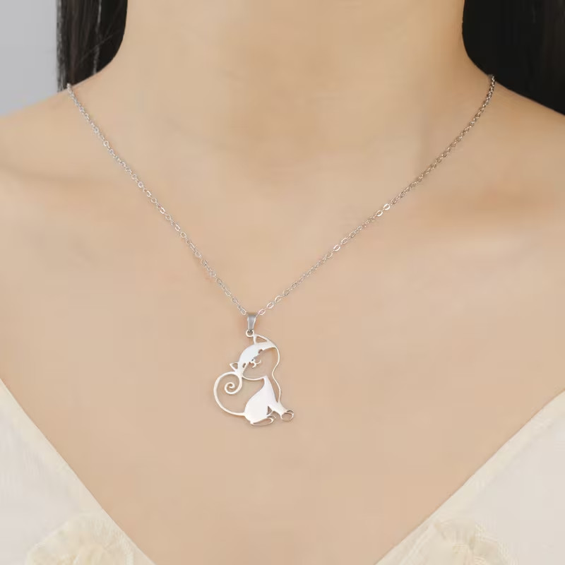 Simple Cat Themed Pendant Necklace Stainless Steel Cat Lover Fashion Jewelry