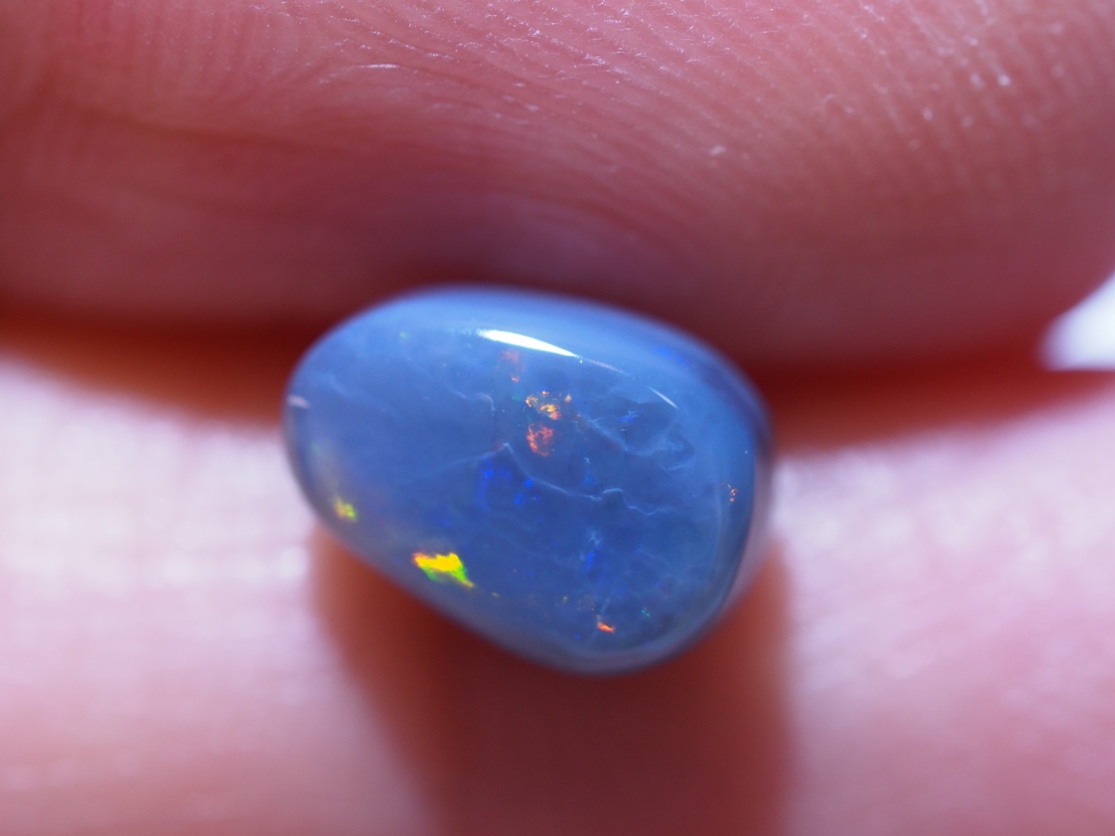 1.6ct Dark Opal from Lightning Ridge | Natural Australian Opal Gem