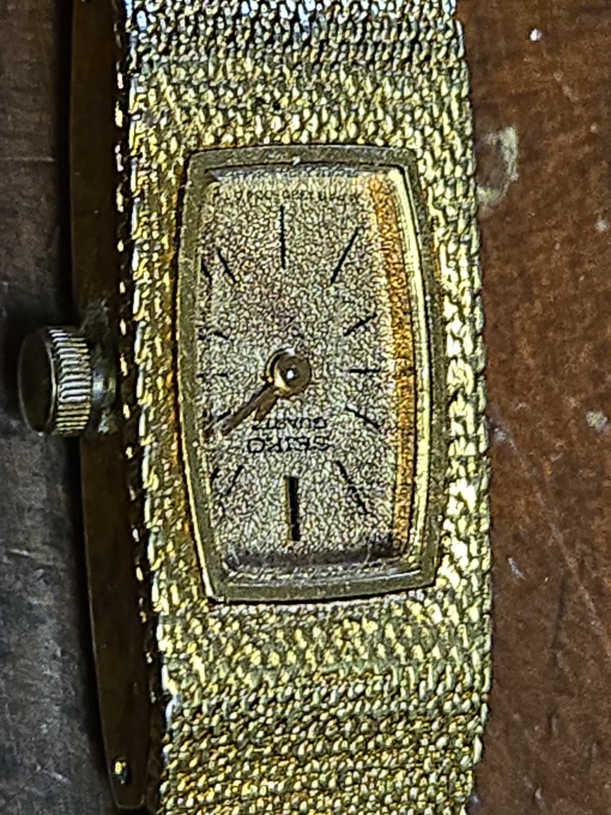 Vintage Seiko 1320-5039 Ladies Quartz Watch Gold Tone Stretch Band Untested