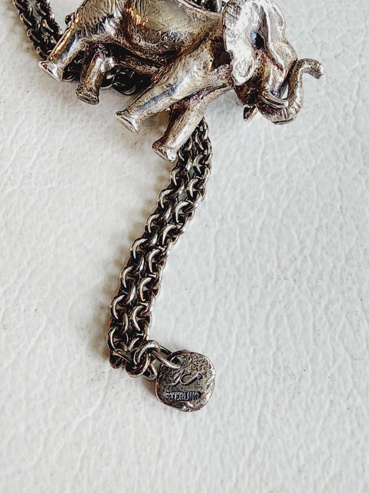 SUSAN CUMMINGS Vintage 90s Rare Sterling 3D Elephant Animal Pendant Necklace