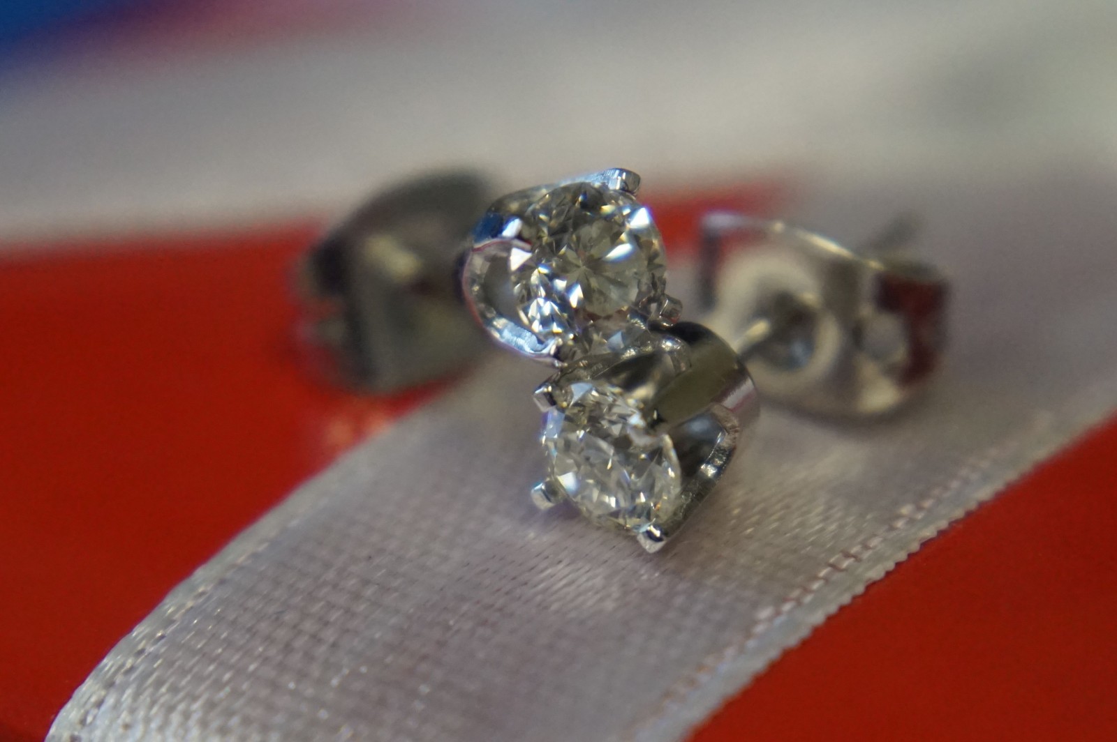 Designer GTR 14K White Gold ~ 0.40 (2/5) TCW I-H/I1-SI3 Round Diamond Earrings