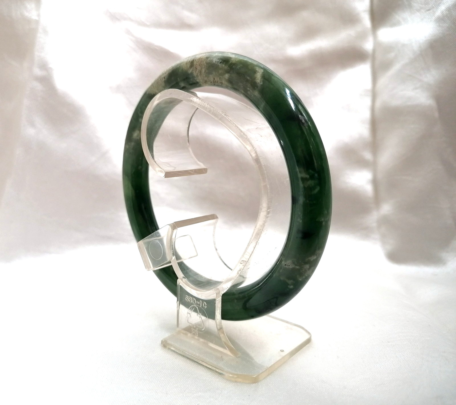 BEAUTIFUL ANTIQUE AUTHENTIC GREEN JADE RING BRACELET, CHINA, 1900.