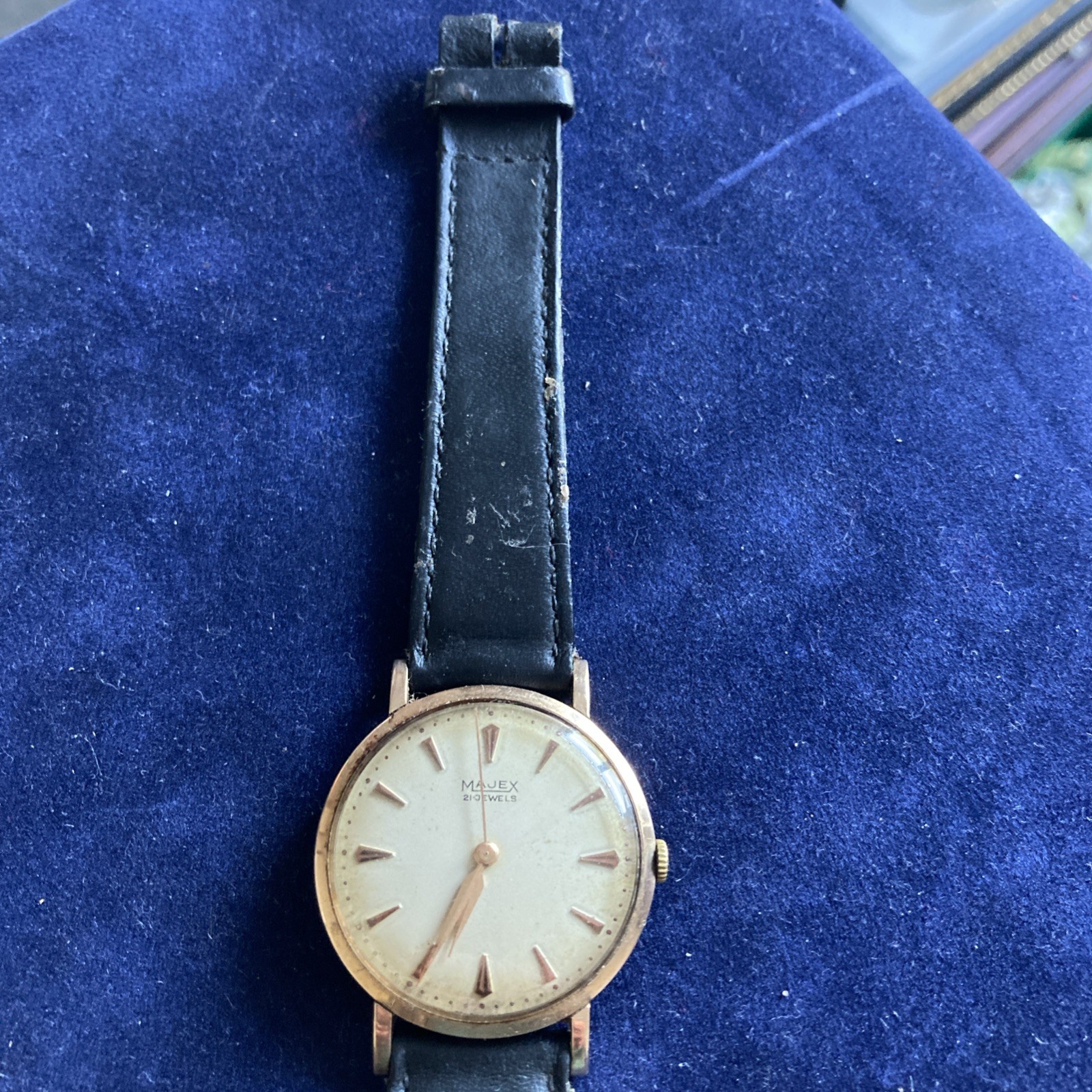 Mid century Majex 9ct Gold 21 Jewels Manual Wind Mens Watch