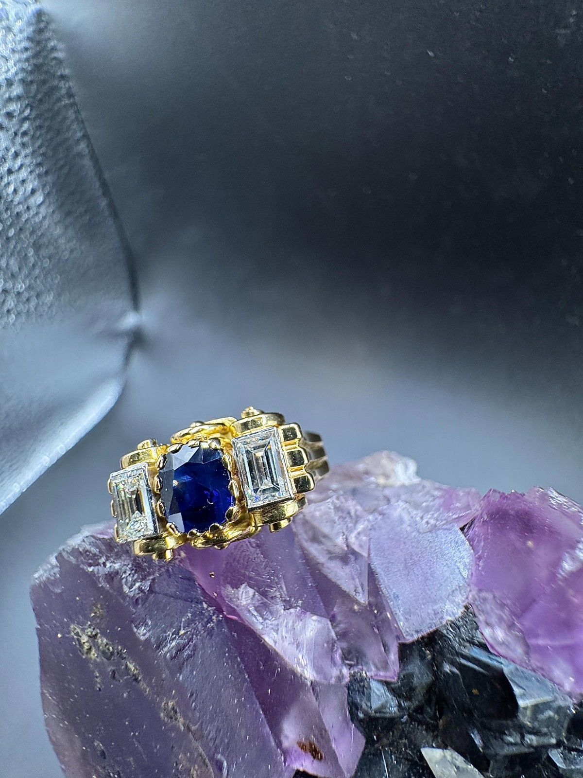 Handmade 18ct Yellow Gold Ring with Blue Sapphire & Diamond Baguettes