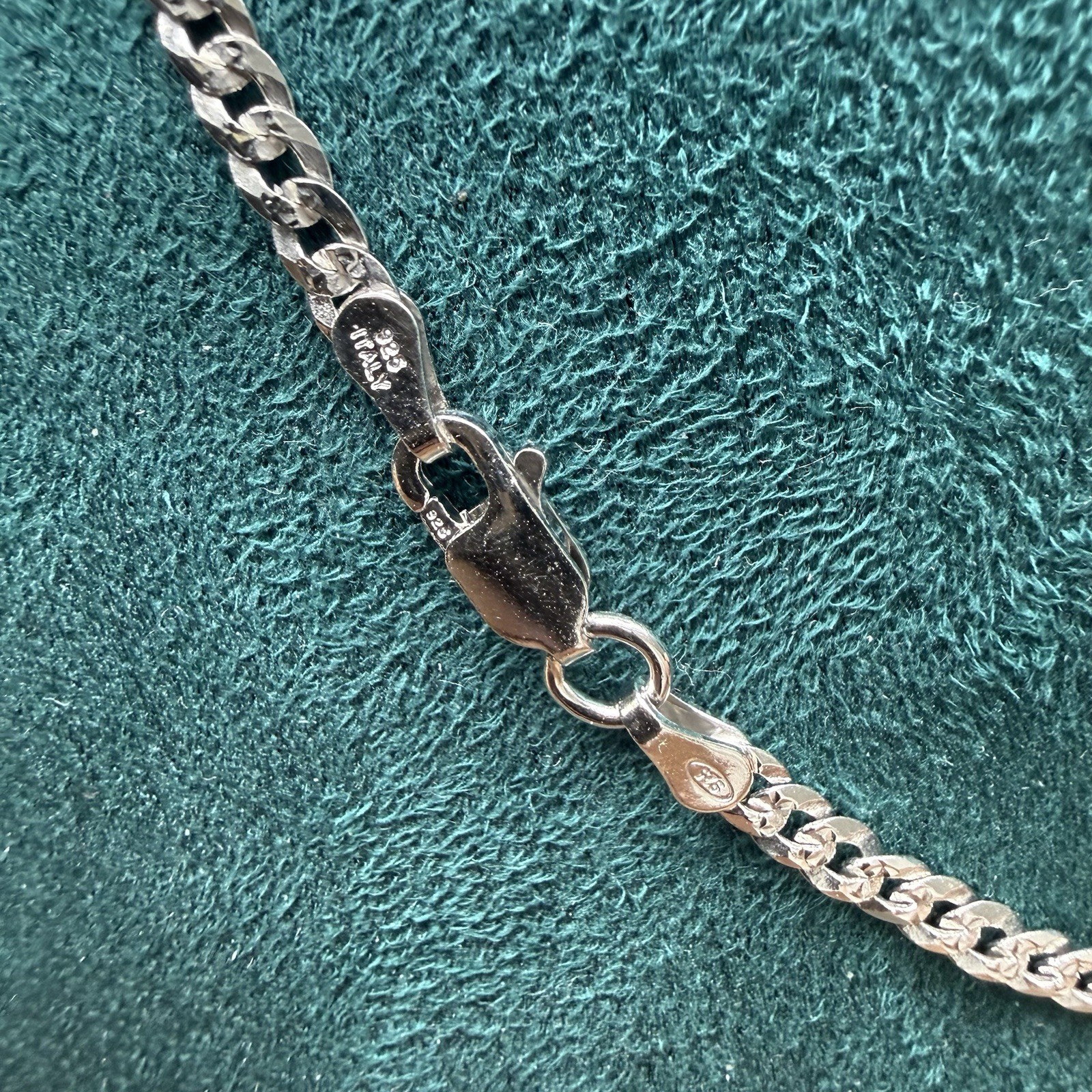 Sterling Silver Diamond-Cut Curb Chain Necklace .925 Italy 18” 2.9mm