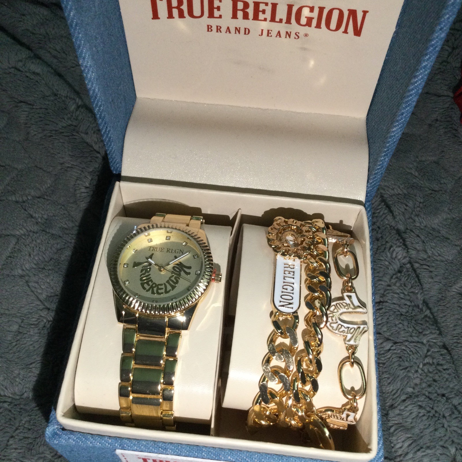 True Religion Women’s Gold Watch and Bracelet Gift Set NIB